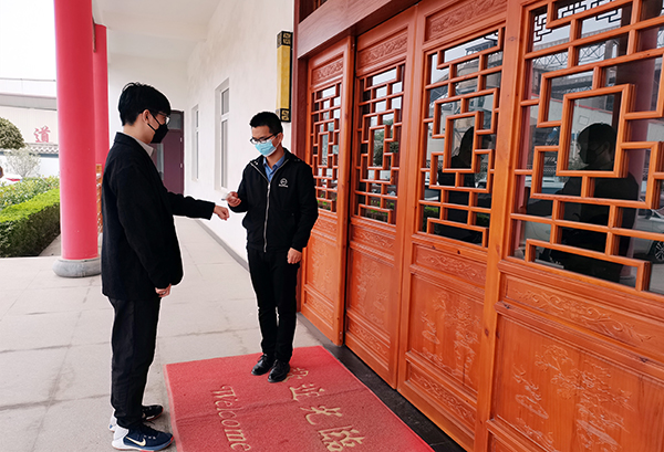 1641470206677250.jpg 測(cè)溫.jpg