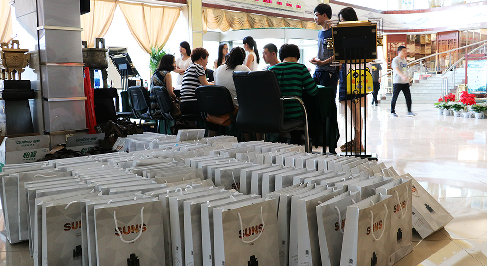 1467768910234872.jpg 报到现场.JPG